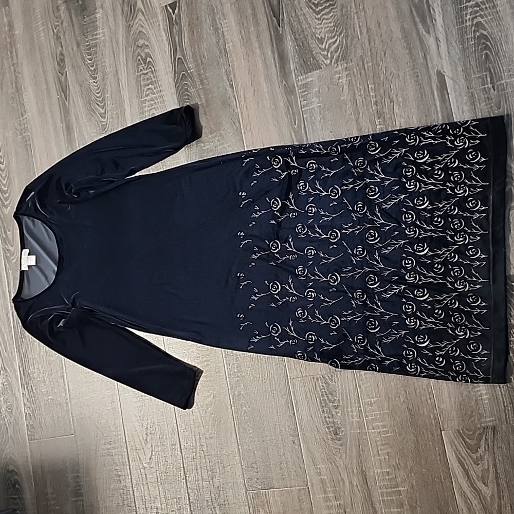 🦩 Casual Corner stretch velvet Midi Dress 🦩